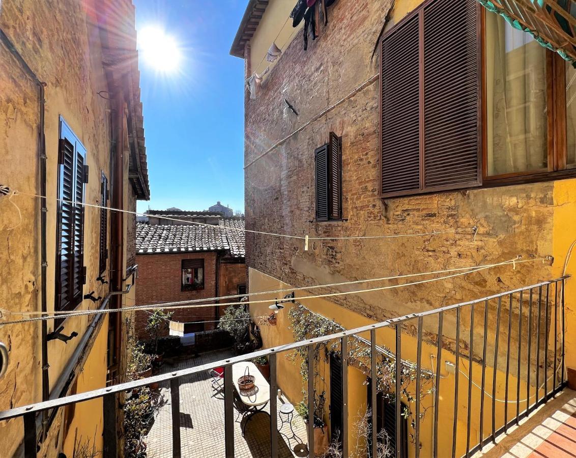 Mezzanino Al Porrione Apartment Siena Exterior photo